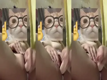Dokumentasi VAVYVIO Cantik Live Kasur Wet