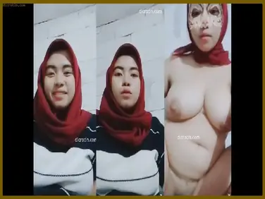 XD Jihan Jilbab Live Lock Room Bugil